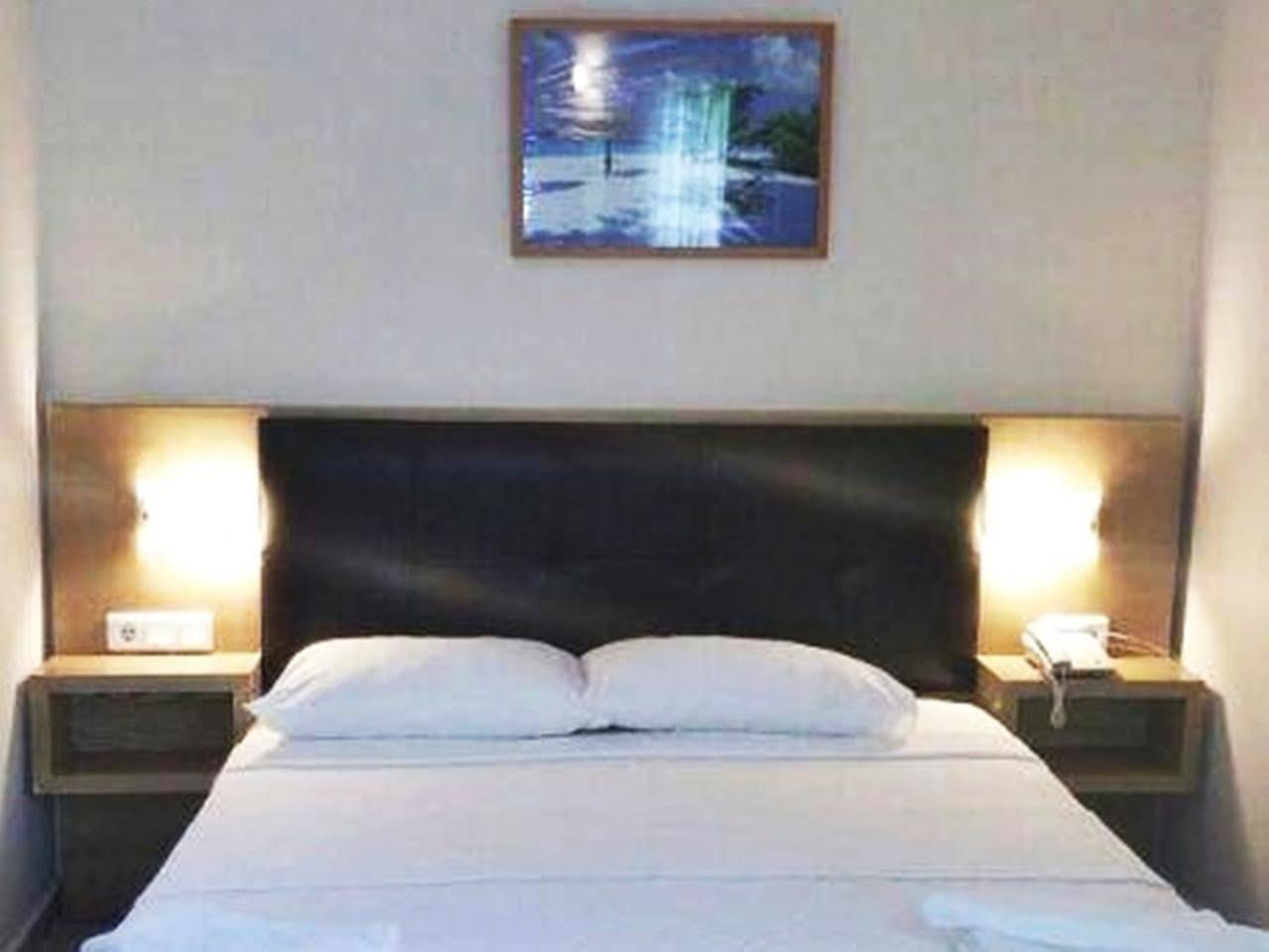 Blue Bay Beach Hotel (Adults Only) 比特兹 外观 照片